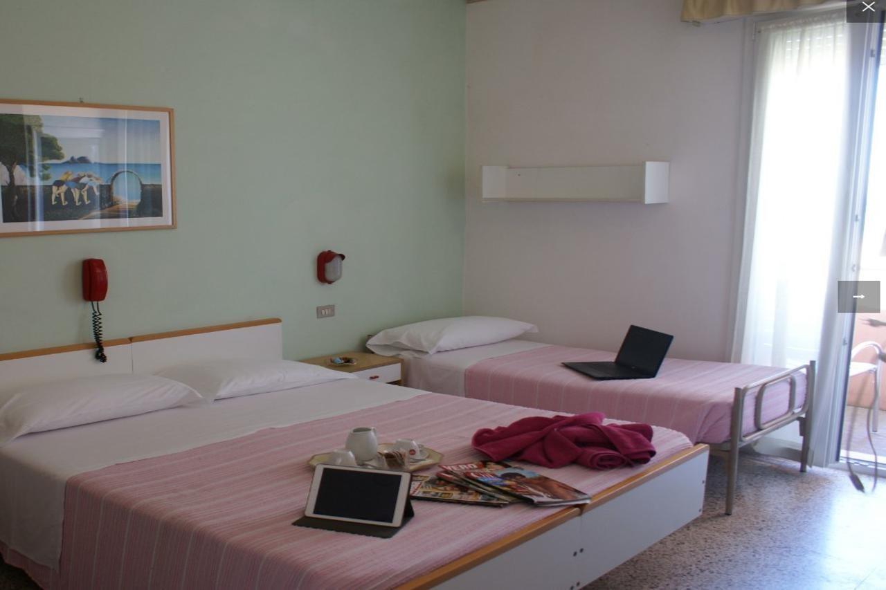 Hotel Bel Air Rivazzurra Di Rimini Ngoại thất bức ảnh